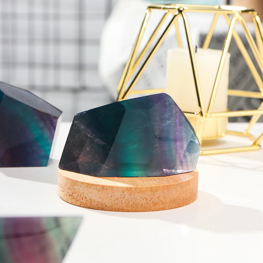 The Uruguayan Eterna Sentinel™ Fluorite Lamp