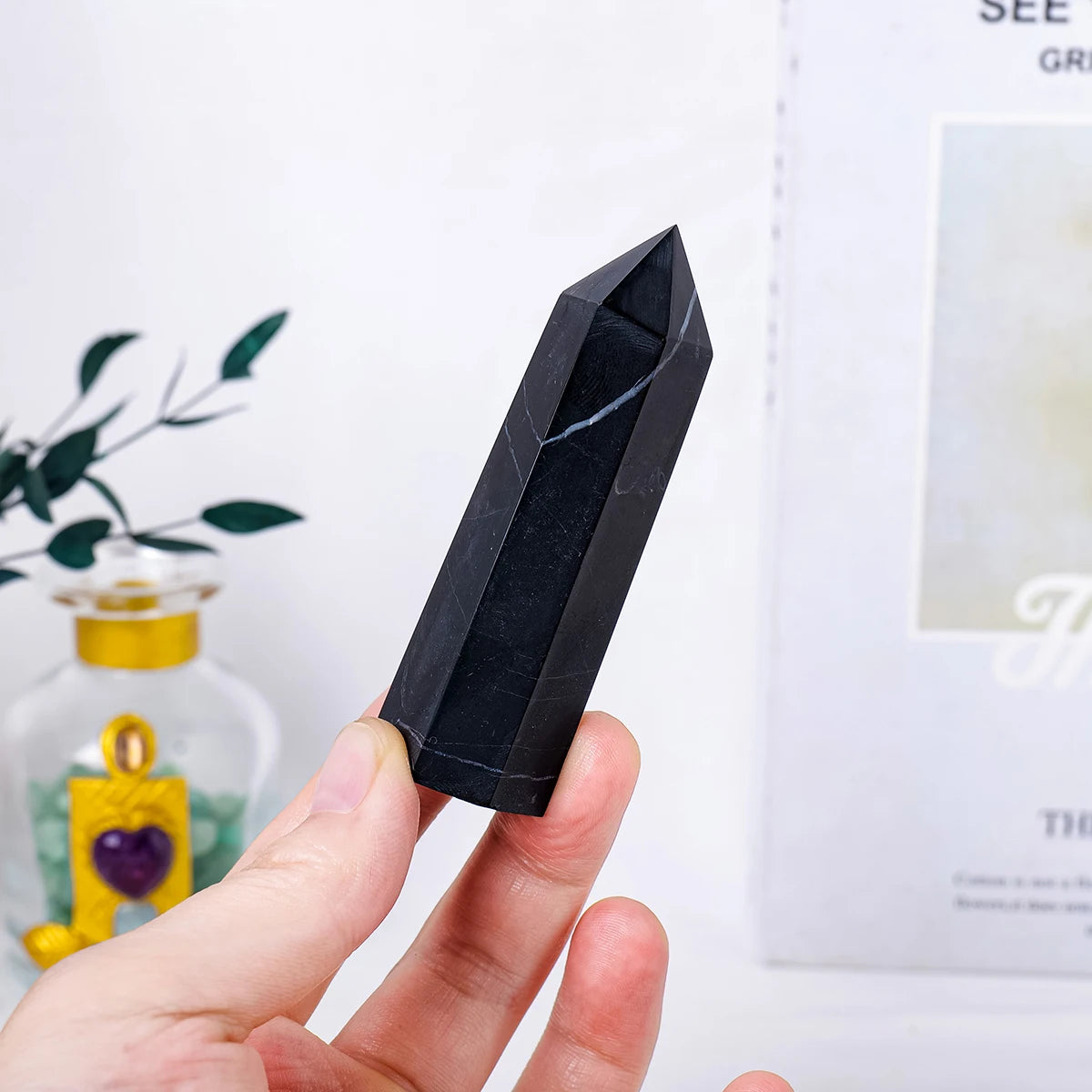 Eterna™ 7cm Shungite Crystal